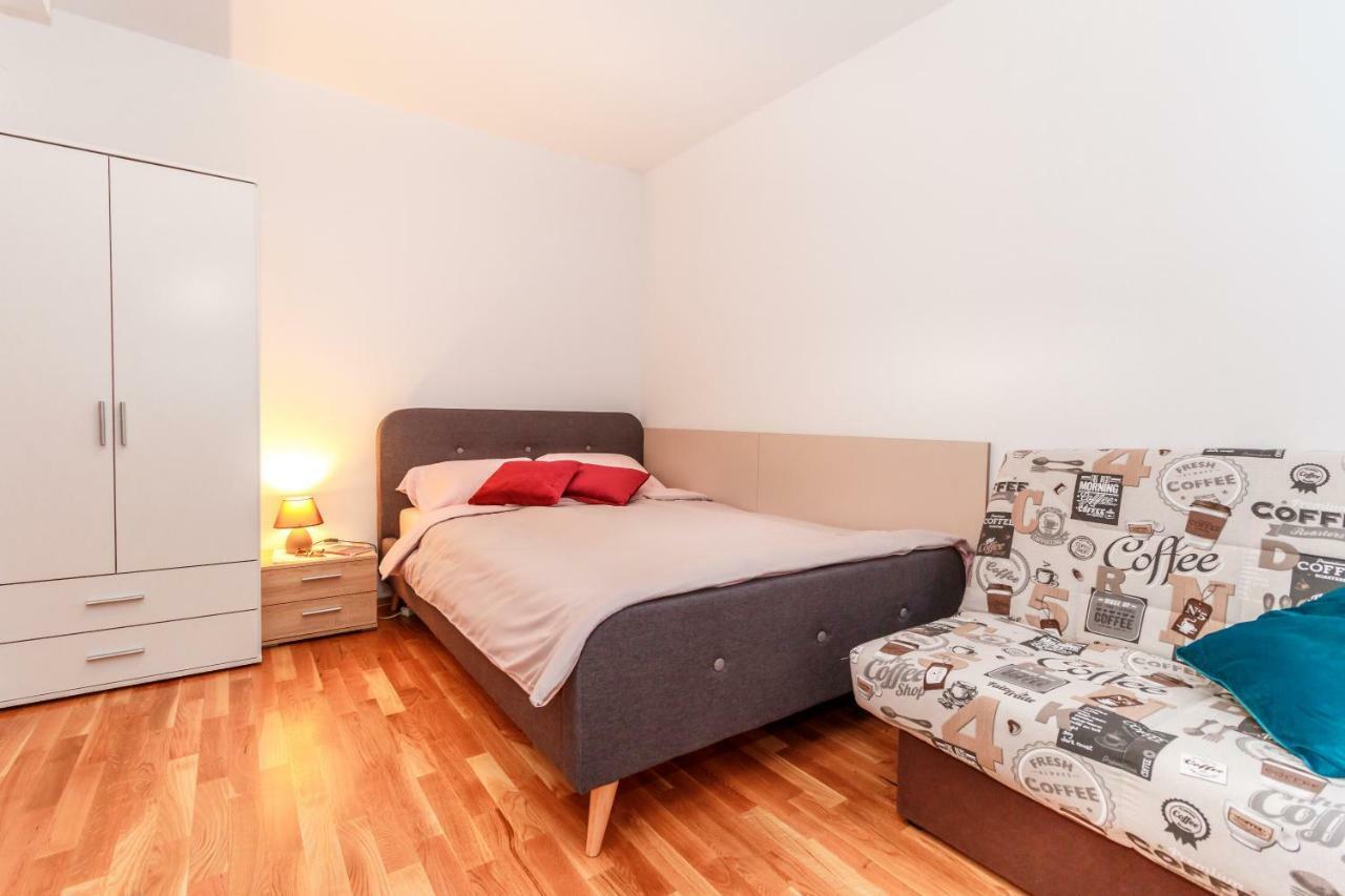 Alp Apartma Radovljica Ngoại thất bức ảnh